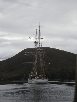 Soren Larsen in Port Davey